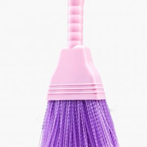 Plastik Süpürgeler